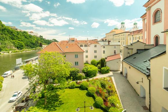 Hotel Am Paulusbogen Passau Exterior foto